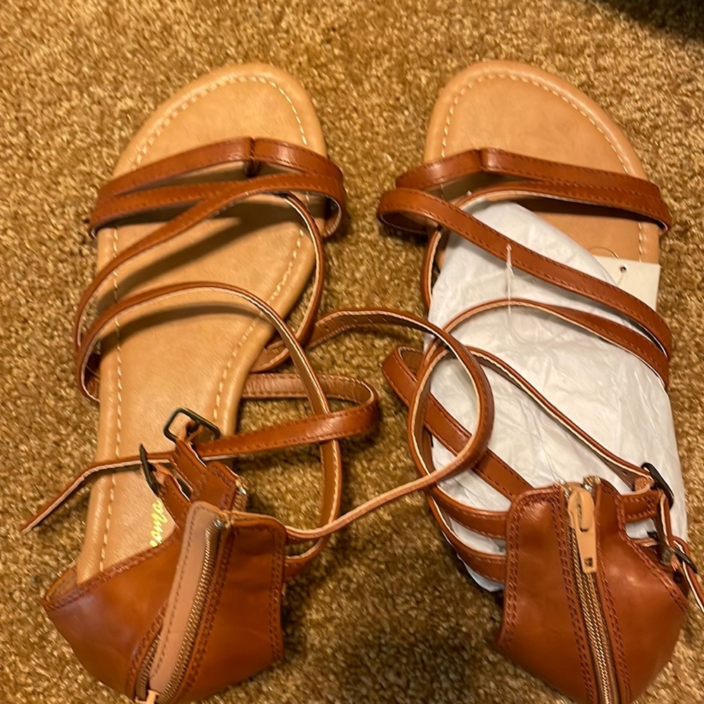 Womens sandals brown